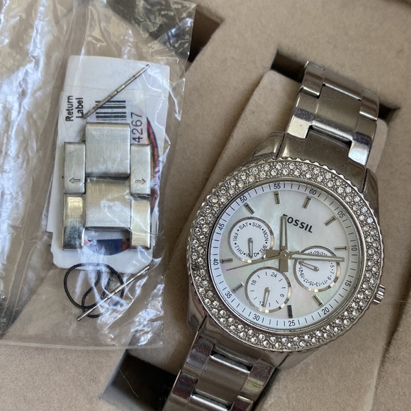 Silver Fossil Watch - Picture 2 of 2